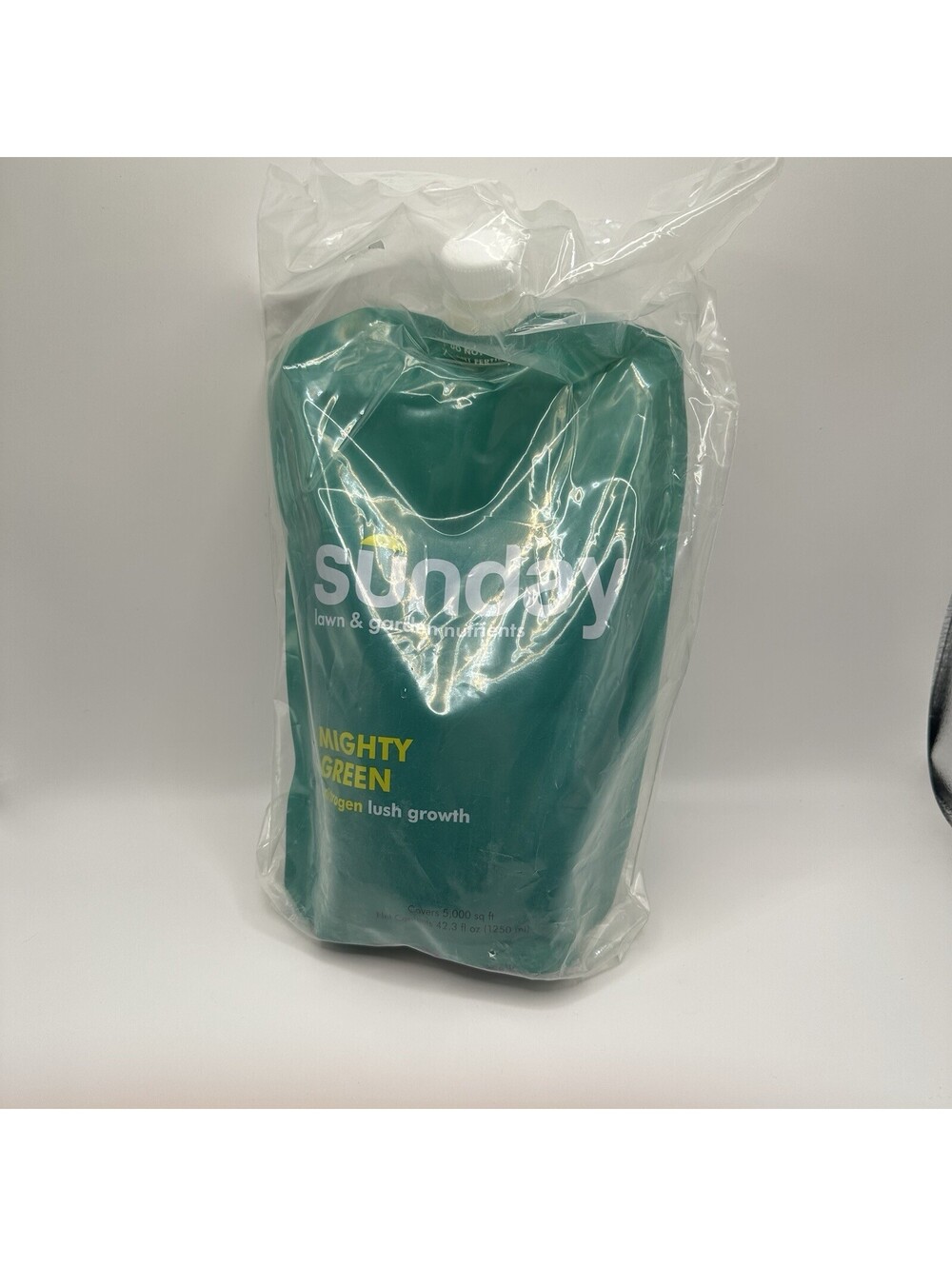 Genuine OEM Sunday Mighty Green Fertilizer 42.3 oz Bag Natural Liquid